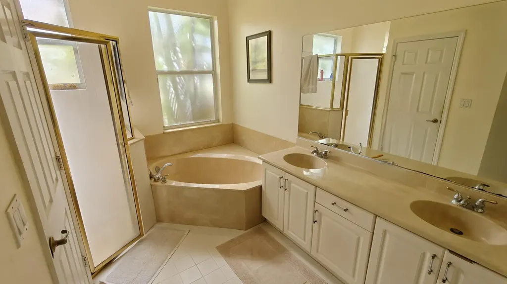 5880 NW 121 Avenue Coral Springs FL 33076