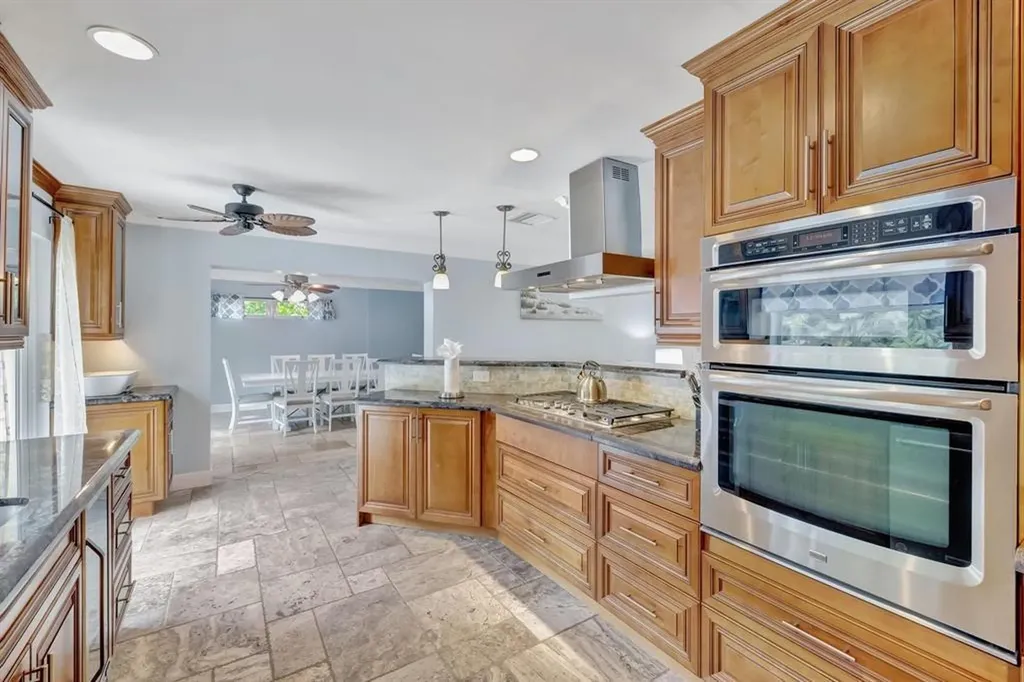 925 NE 25th Avenue Pompano Beach FL 33062