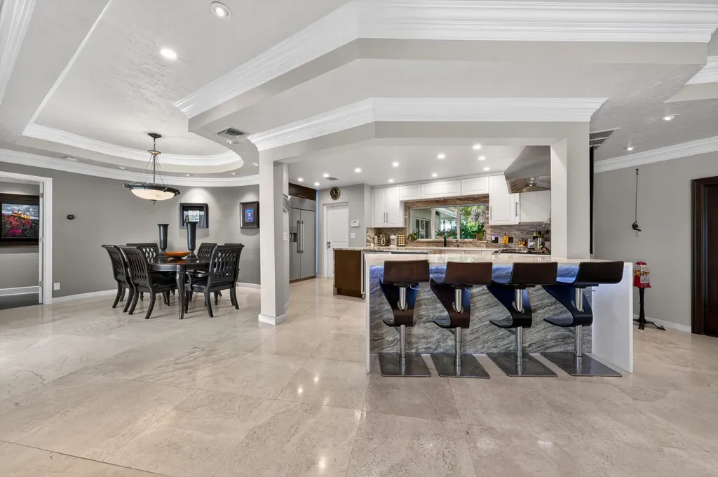 2460 Bayview Drive Fort Lauderdale FL 33305