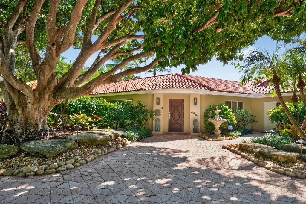 2460 Bayview Drive Fort Lauderdale FL 33305