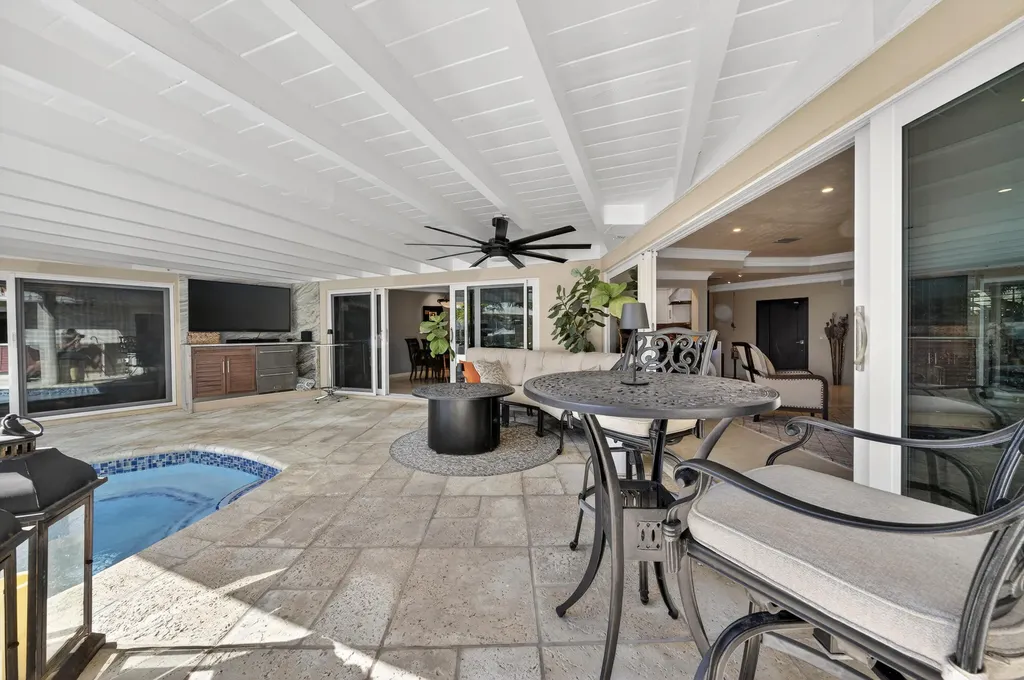 2460 Bayview Drive Fort Lauderdale FL 33305
