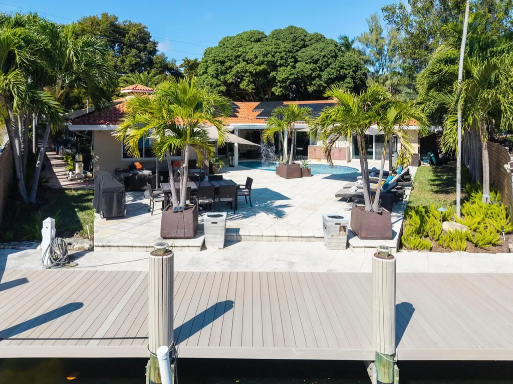 2460 Bayview Drive Fort Lauderdale FL 33305