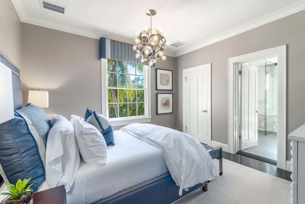 15 S Lake Trail Palm Beach FL 33480