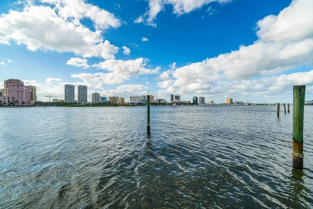 15 S Lake Trail Palm Beach FL 33480