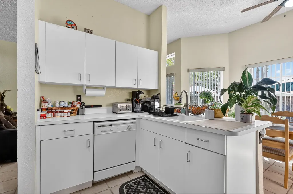 16266 SW 103rd Terrace Miami FL 33196