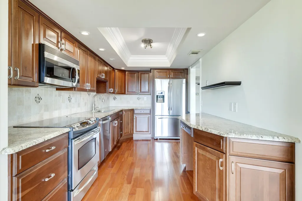 5344 Woodland Lakes Drive Palm Beach Gardens FL 33418