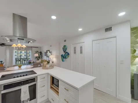 4049 Ocean Drive Vero Beach FL 32963