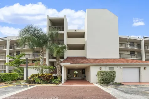 116 Lake Emerald Drive Oakland Park FL 33309