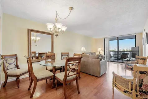 116 Lake Emerald Drive Oakland Park FL 33309