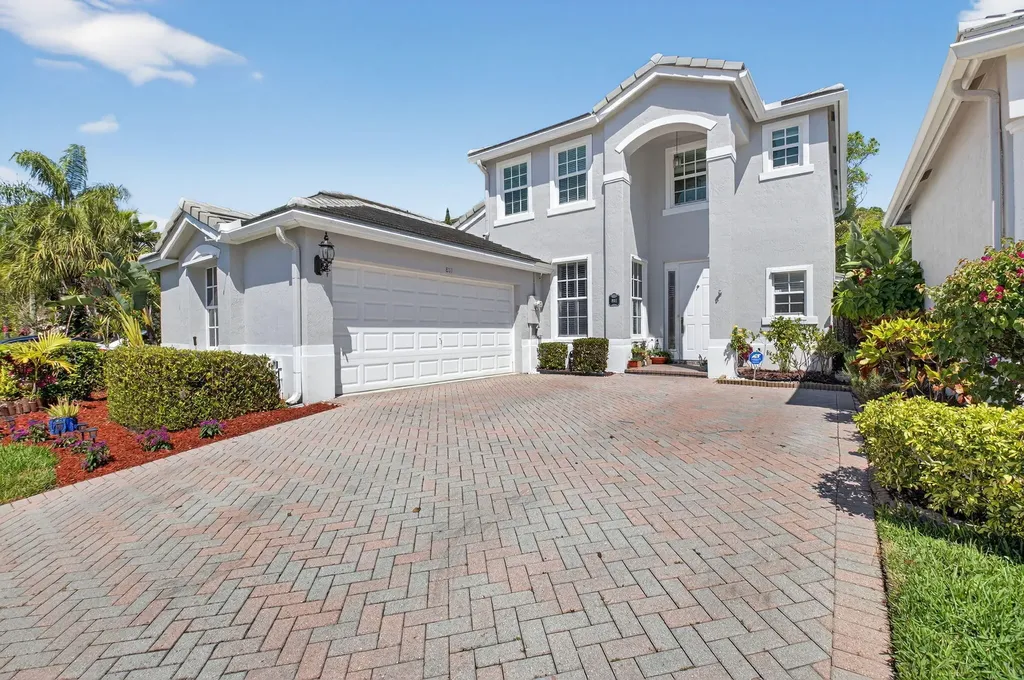 8111 Hampton Wood Drive Boca Raton FL 33433