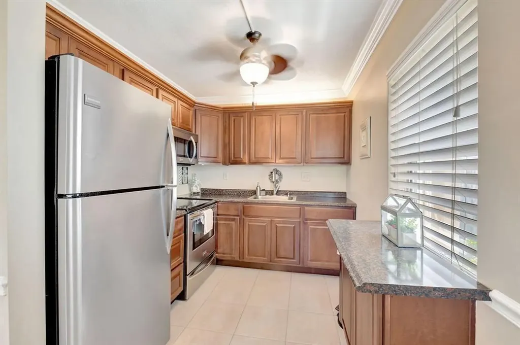 595 Normandy M Delray Beach FL 33484