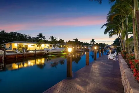 2221 NE 48th Court Lighthouse Point FL 33064