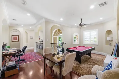 2221 NE 48th Court Lighthouse Point FL 33064