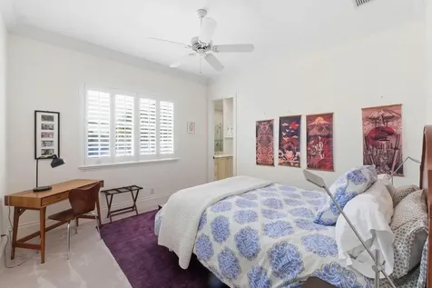 2221 NE 48th Court Lighthouse Point FL 33064