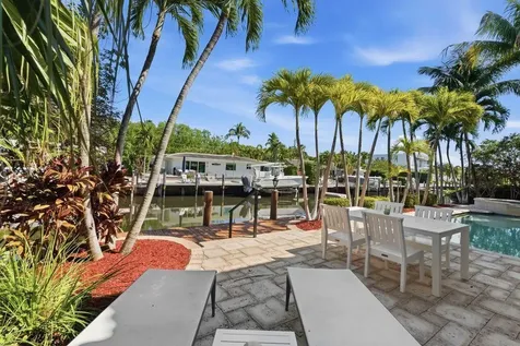 2221 NE 48th Court Lighthouse Point FL 33064