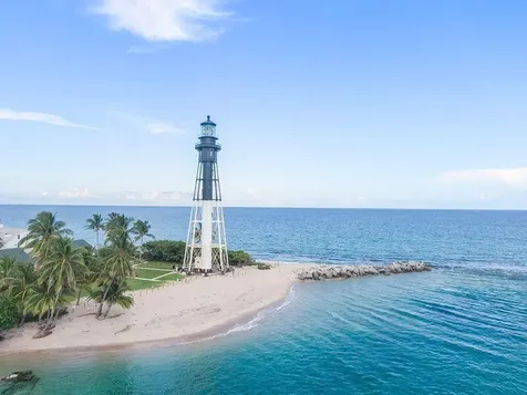 2221 NE 48th Court Lighthouse Point FL 33064