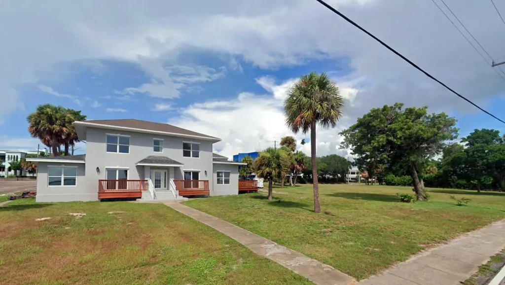 515 S Indian River Drive Fort Pierce FL 34950
