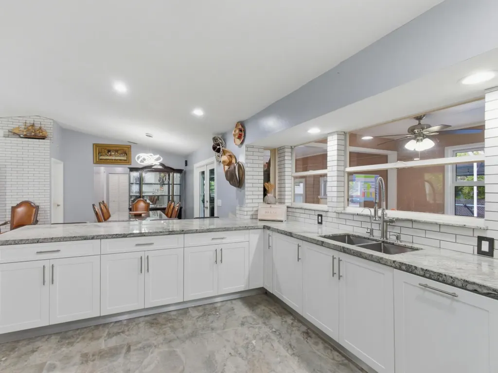 11481 Tangerine Boulevard The Acreage FL 33412