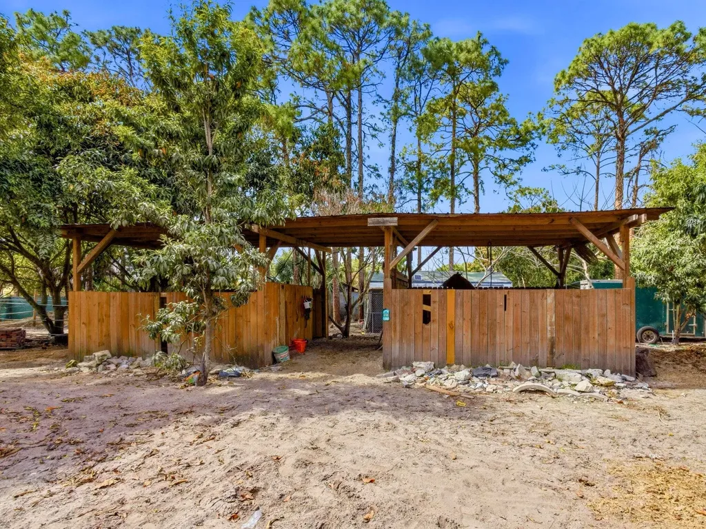 11481 Tangerine Boulevard The Acreage FL 33412