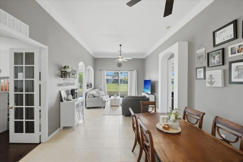 399 SW Lake Forest Way Port St Lucie FL 34986