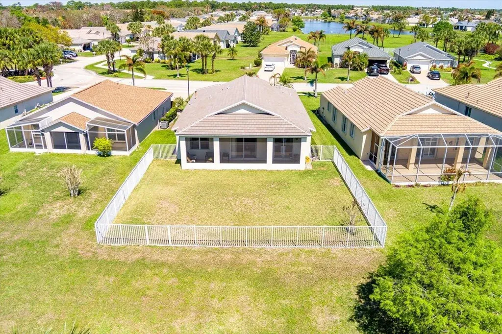 399 SW Lake Forest Way Port St Lucie FL 34986