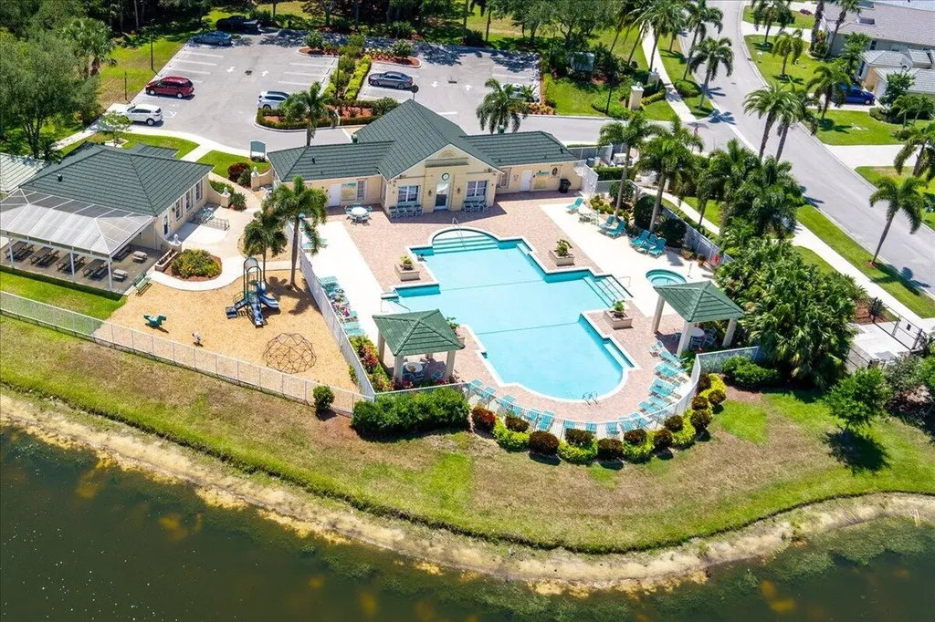 399 SW Lake Forest Way Port St Lucie FL 34986