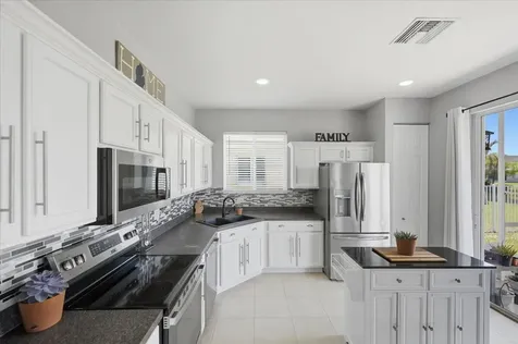 399 SW Lake Forest Way Port St Lucie FL 34986