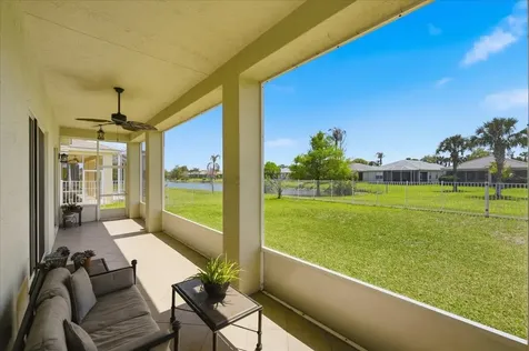 399 SW Lake Forest Way Port St Lucie FL 34986