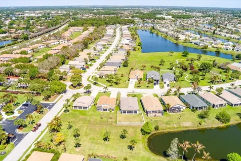399 SW Lake Forest Way Port St Lucie FL 34986