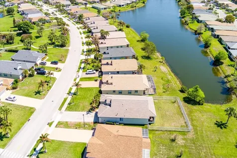 399 SW Lake Forest Way Port St Lucie FL 34986
