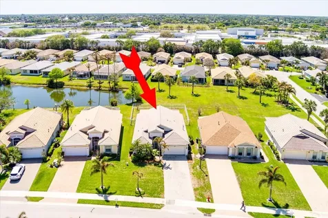 399 SW Lake Forest Way Port St Lucie FL 34986