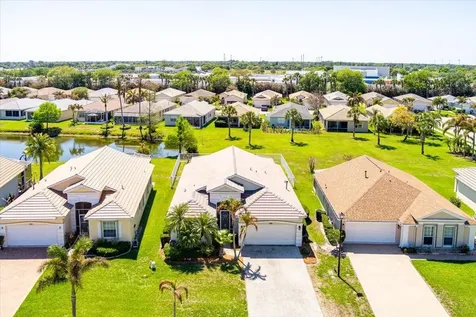 399 SW Lake Forest Way Port St Lucie FL 34986