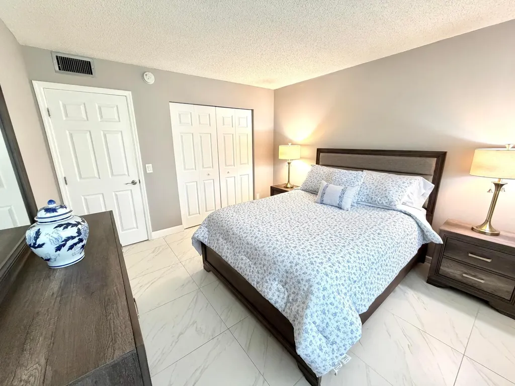 101 Dorset C Boca Raton FL 33434