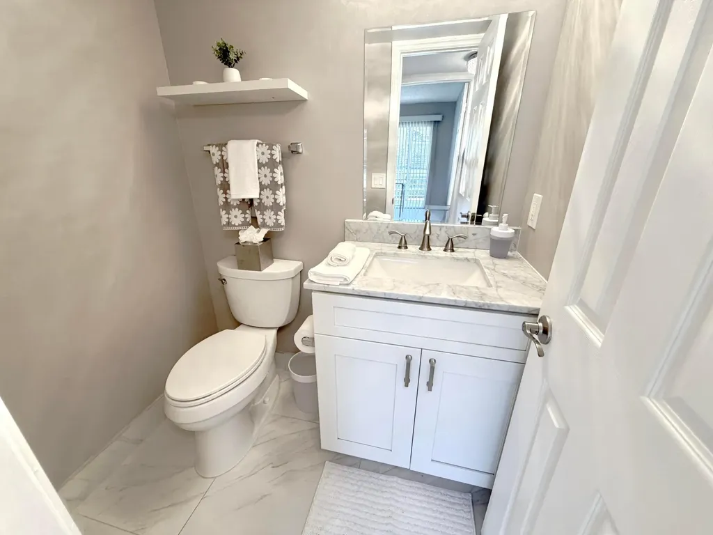 101 Dorset C Boca Raton FL 33434