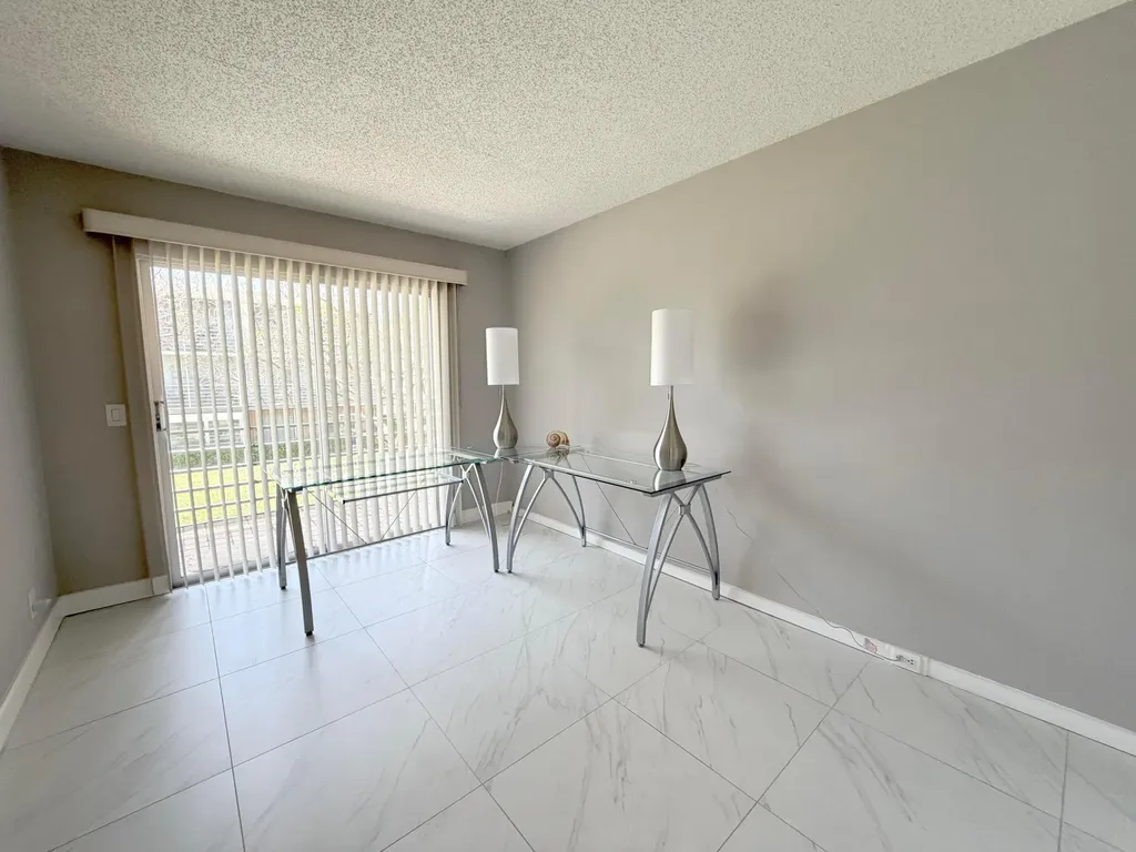 101 Dorset C Boca Raton FL 33434