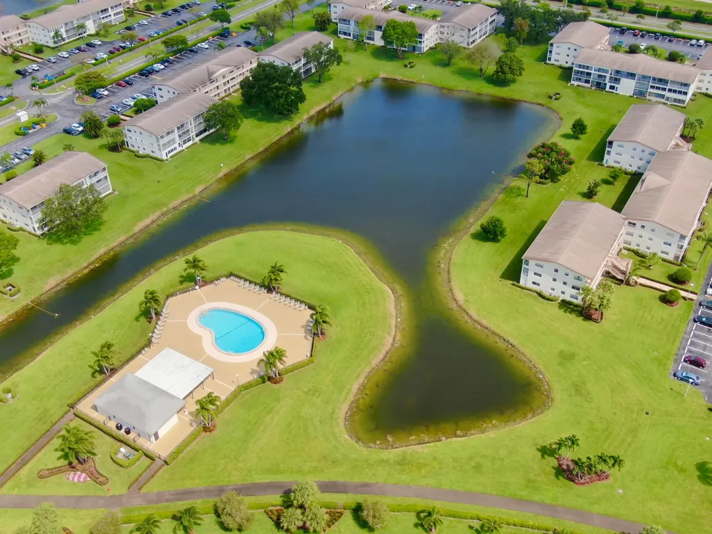 101 Dorset C Boca Raton FL 33434