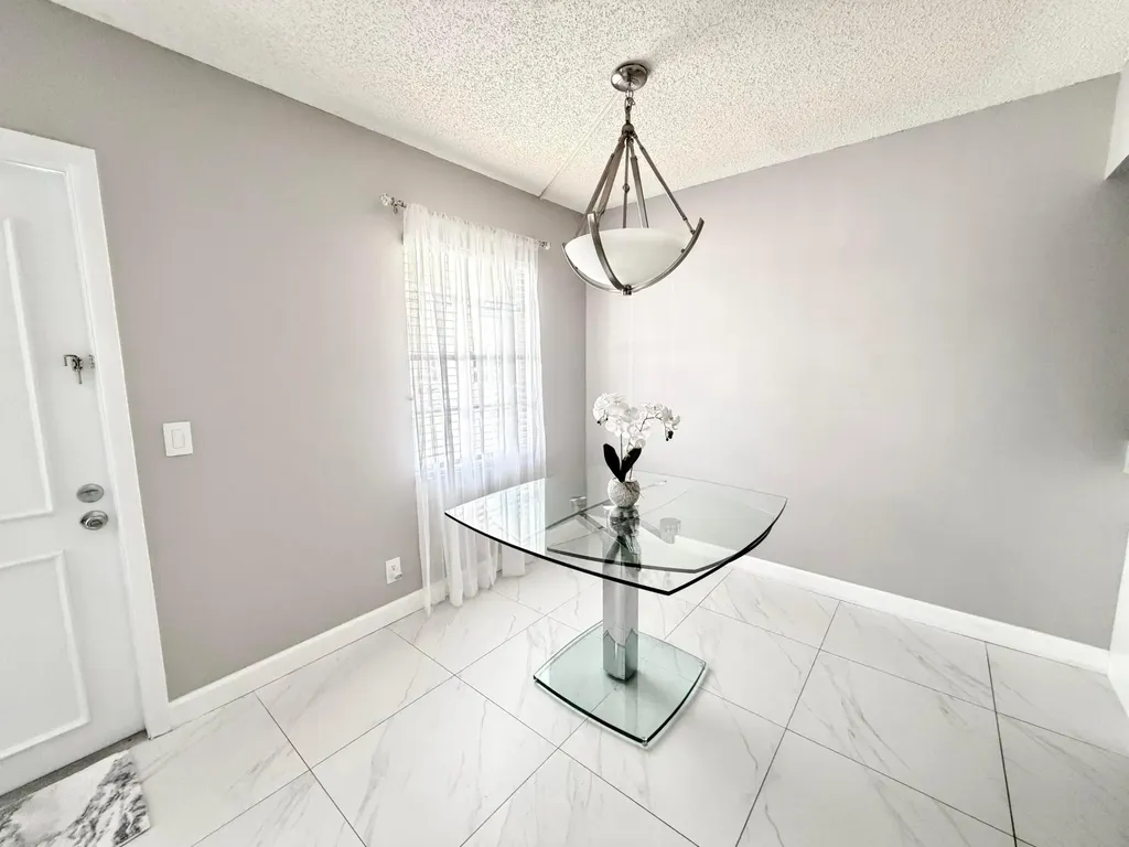 101 Dorset C Boca Raton FL 33434