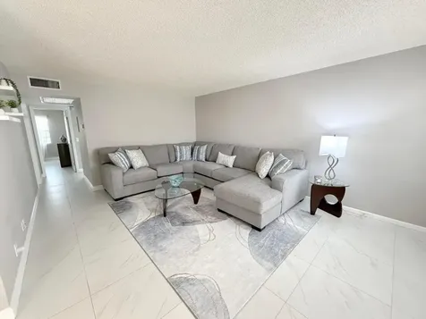 101 Dorset C Boca Raton FL 33434