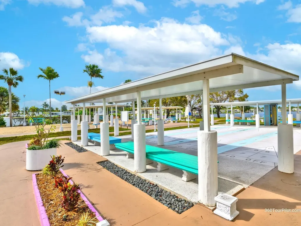 5560 E Marina Drive Fort Lauderdale FL 33312