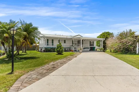 1697 SW 35th Circle Okeechobee FL 34974
