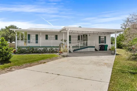 1697 SW 35th Circle Okeechobee FL 34974