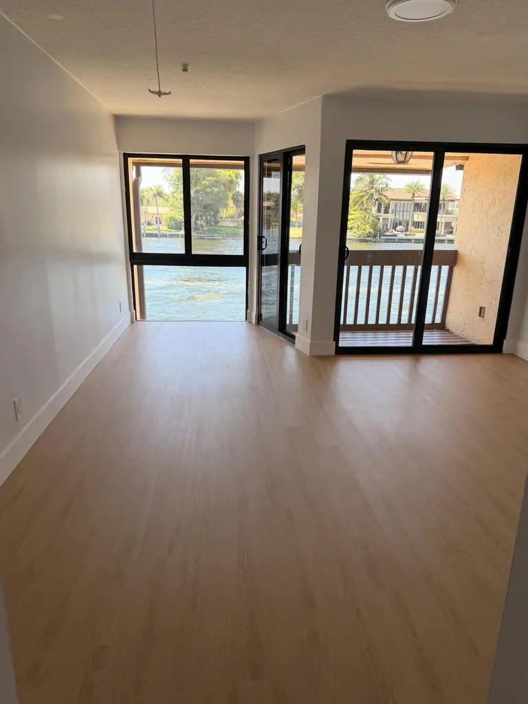 797 S Riverside Drive Pompano Beach FL 33062