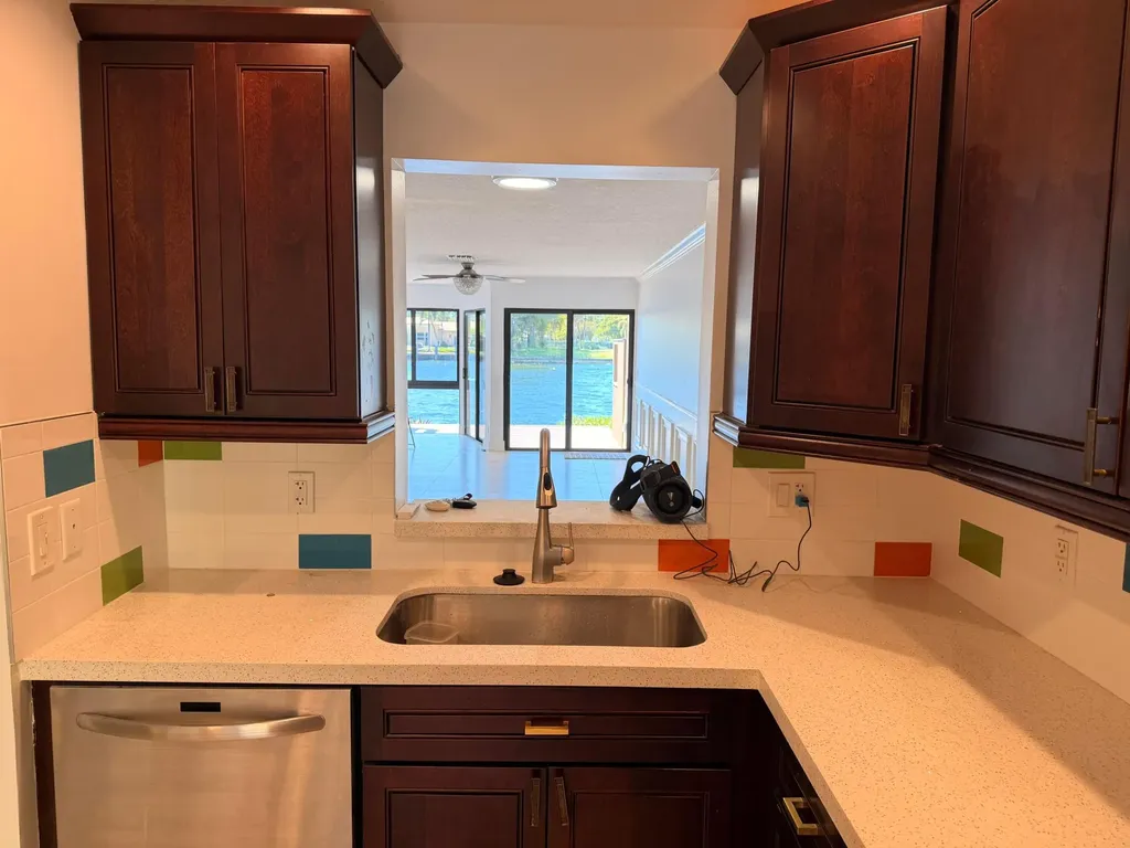 797 S Riverside Drive Pompano Beach FL 33062