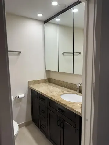 797 S Riverside Drive Pompano Beach FL 33062