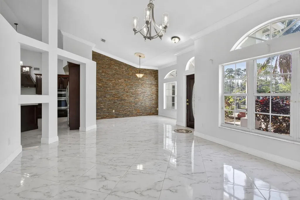 15399 N 61st Place Place N The Acreage FL 33470