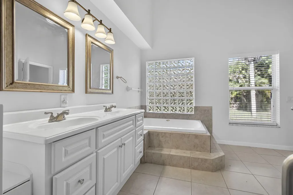 15399 N 61st Place Place N The Acreage FL 33470