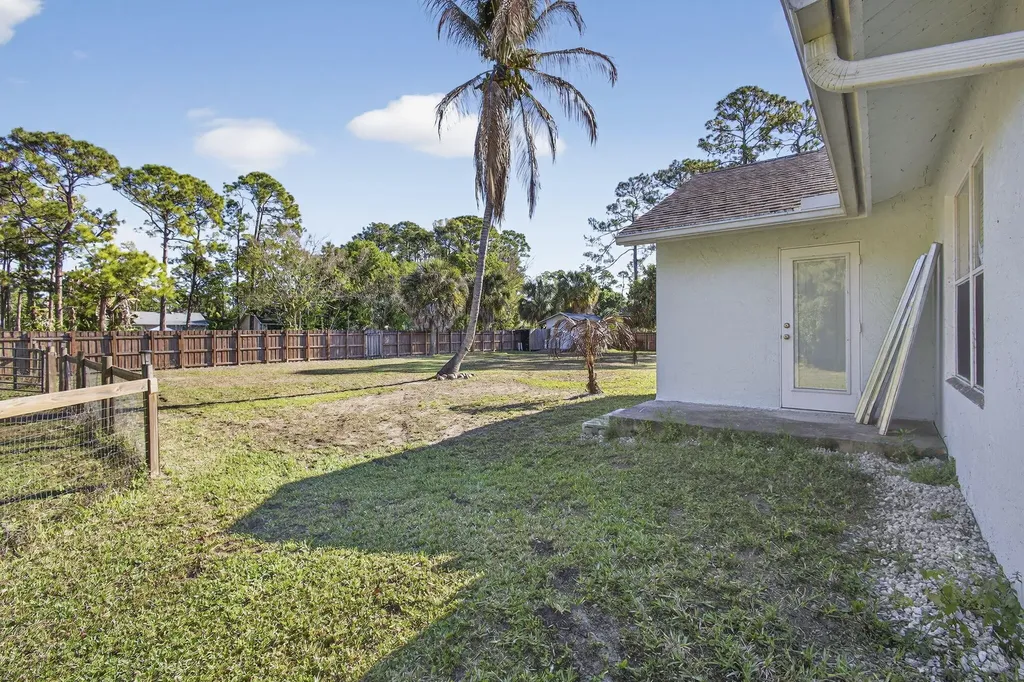 15399 N 61st Place Place N The Acreage FL 33470