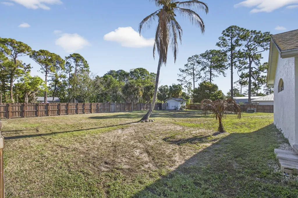 15399 N 61st Place Place N The Acreage FL 33470