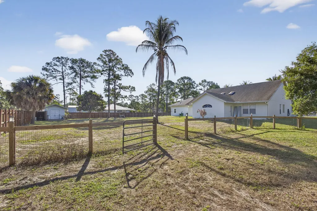 15399 N 61st Place Place N The Acreage FL 33470