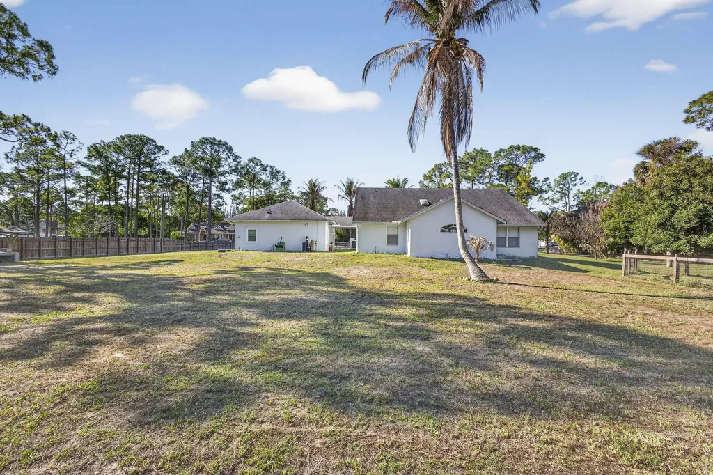 15399 N 61st Place Place N The Acreage FL 33470